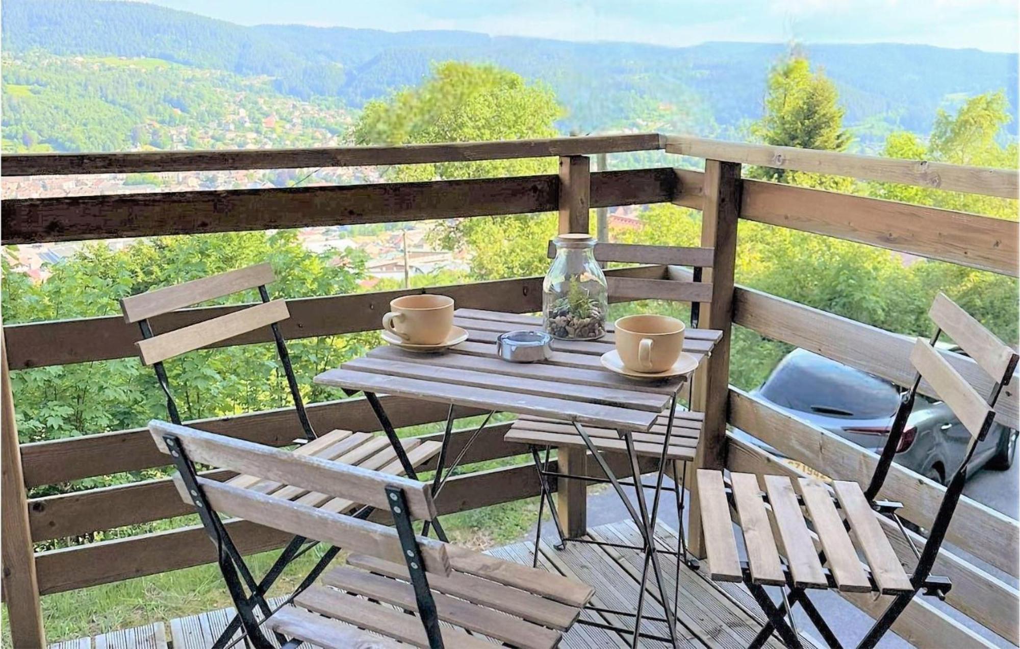 Gorgeous Apartment In Gerardmer With Kitchen Exterior foto