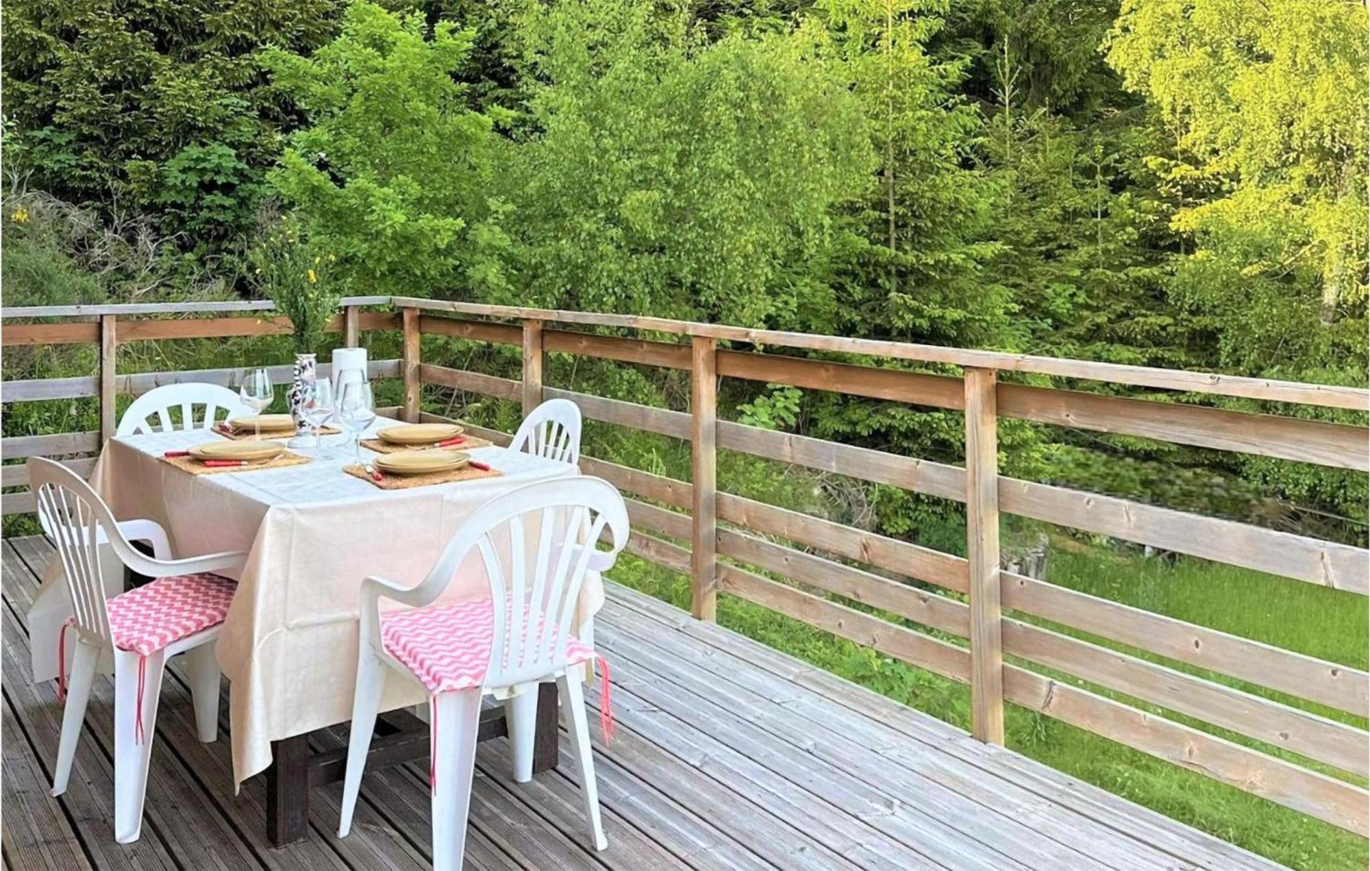 Gorgeous Apartment In Gerardmer With Kitchen Exterior foto